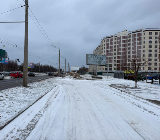 Щит 6x3,  ул.Сумгаїтська 17 Автосалон сельхозтехнїки