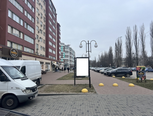 Сітілайт 1.2x1.8,  ул.Виталия Вергая 10 ЖК Парковий Бізнес Центр  сити #3